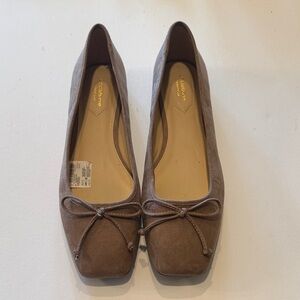 Liz Claiborne Brown Flats with Bow Detail